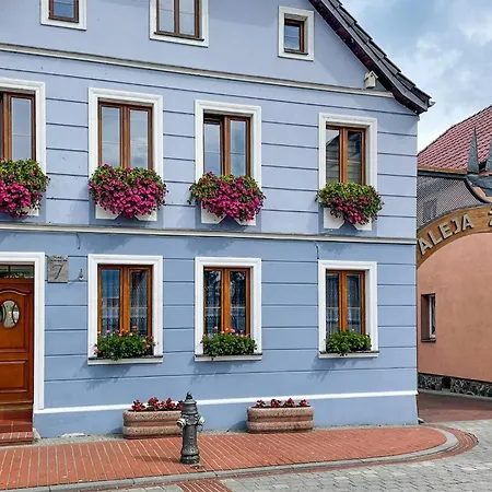 3 Bedroom Awesome In *